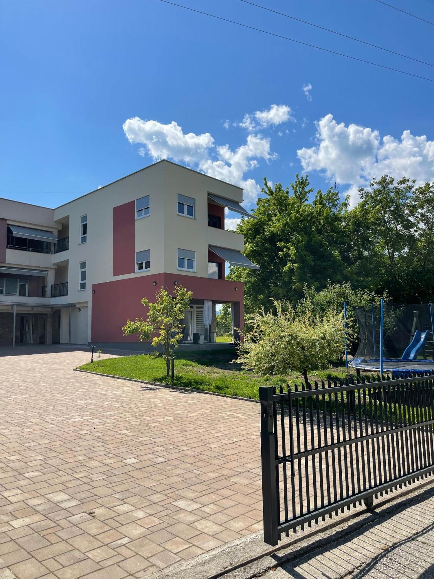 Bihać Apartment Vila Tara מראה חיצוני תמונה